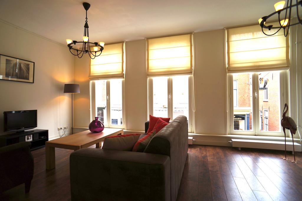 Stayci Serviced Apartments Noordeinde 헤이그 객실 사진