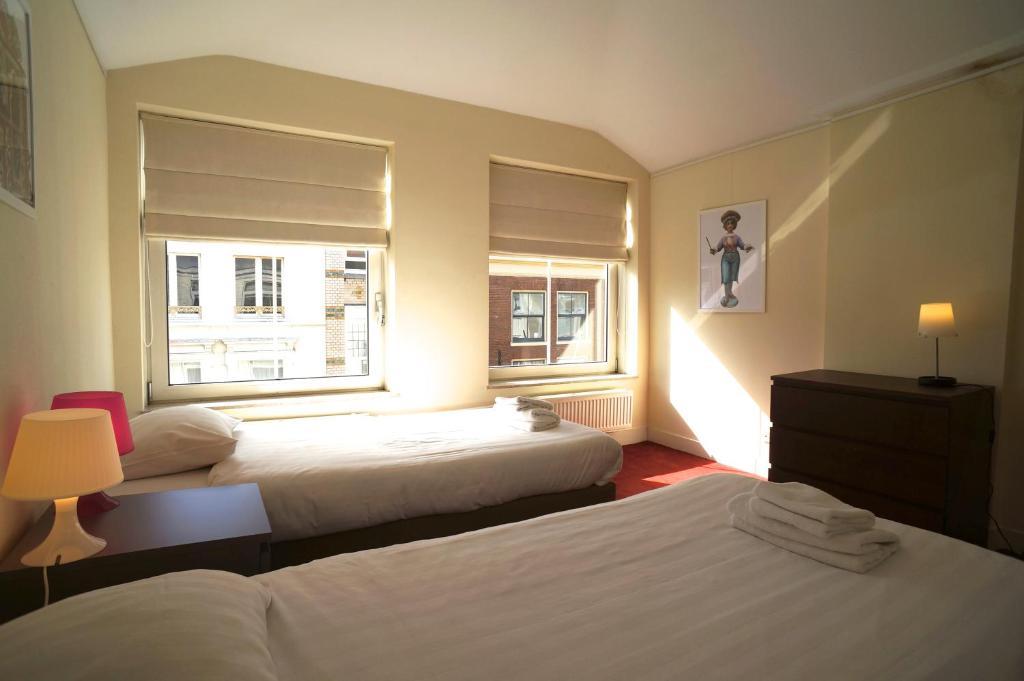 Stayci Serviced Apartments Noordeinde 헤이그 객실 사진