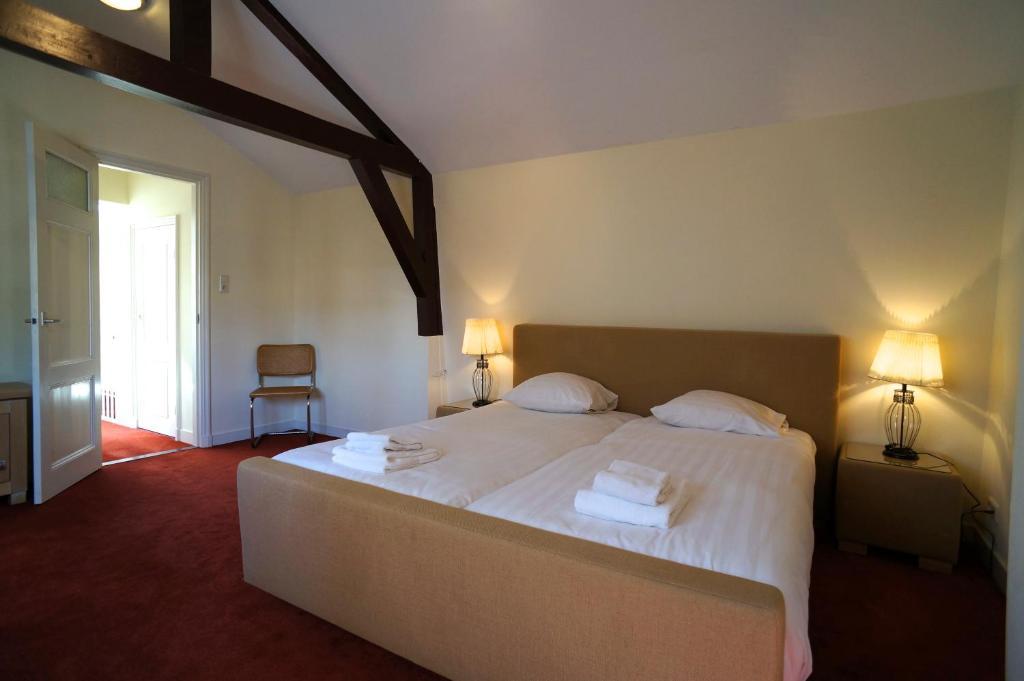 Stayci Serviced Apartments Noordeinde 헤이그 객실 사진