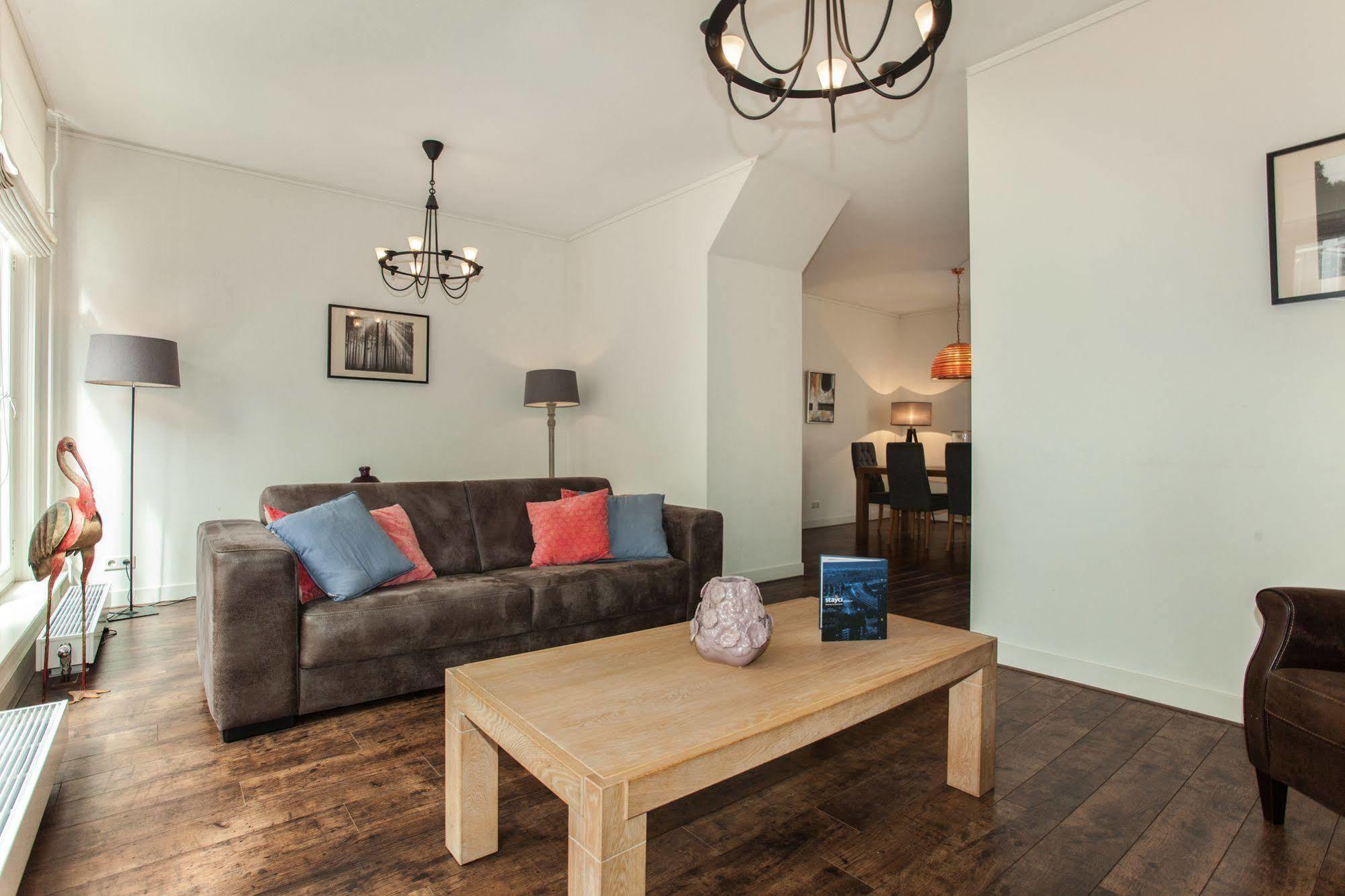 Stayci Serviced Apartments Noordeinde 헤이그 외부 사진