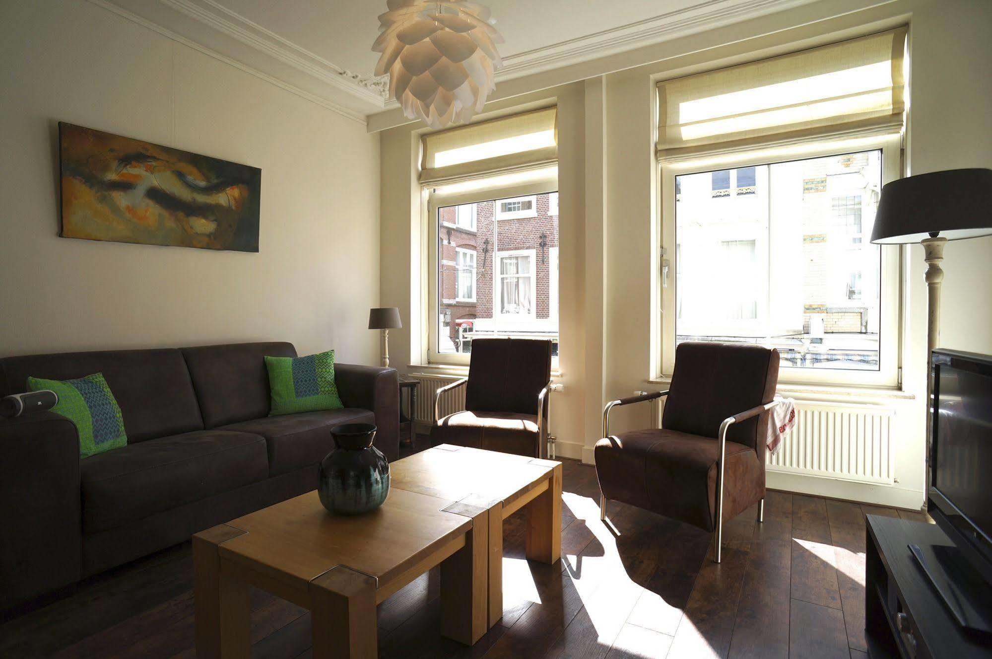 Stayci Serviced Apartments Noordeinde 헤이그 외부 사진
