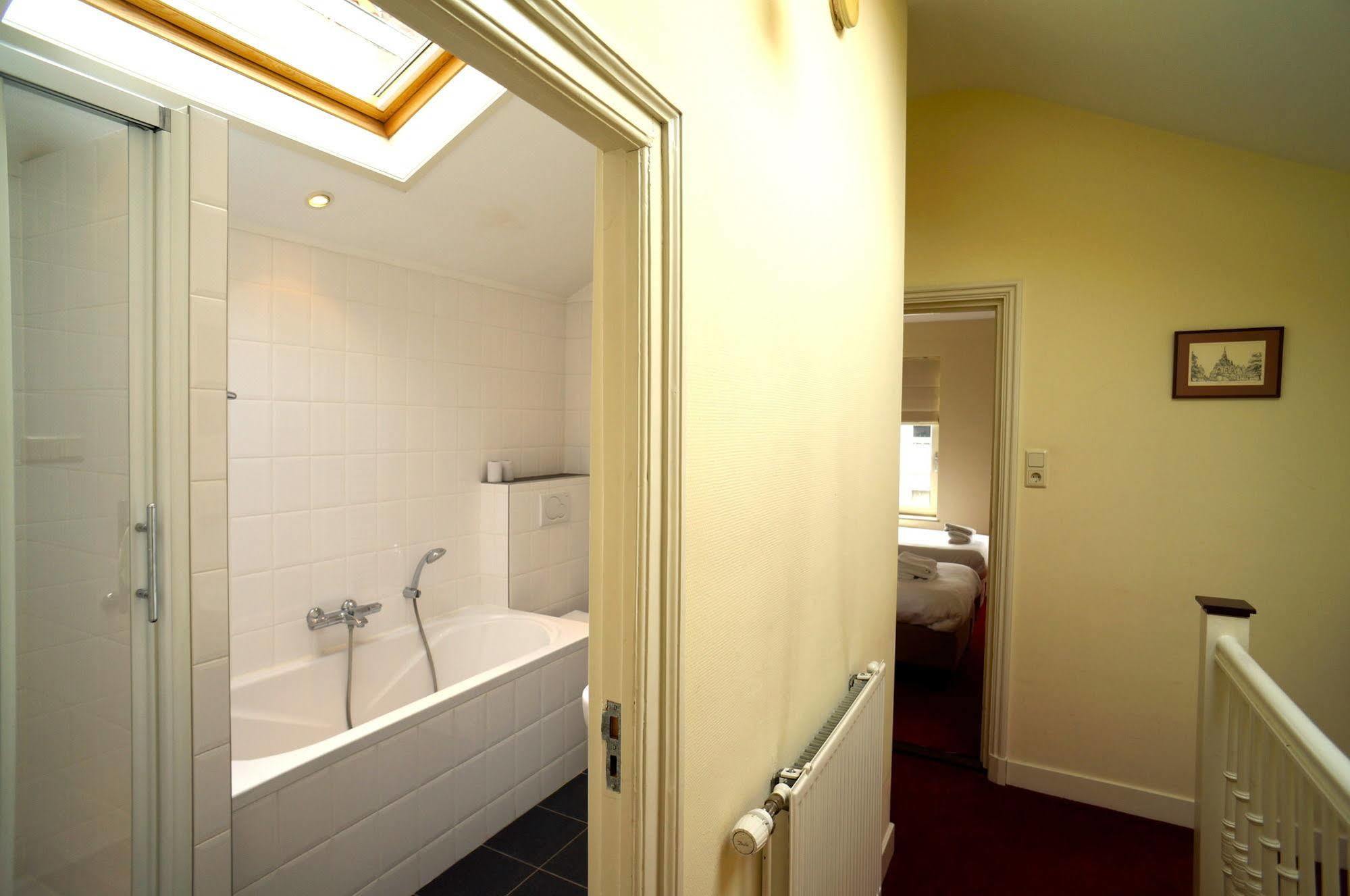 Stayci Serviced Apartments Noordeinde 헤이그 외부 사진