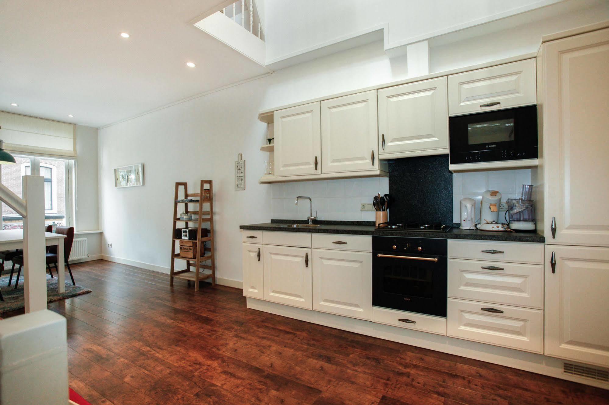 Stayci Serviced Apartments Noordeinde 헤이그 외부 사진